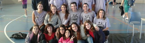 Minyons al torneig intercasteller de bàsquet de la Colla Vella.